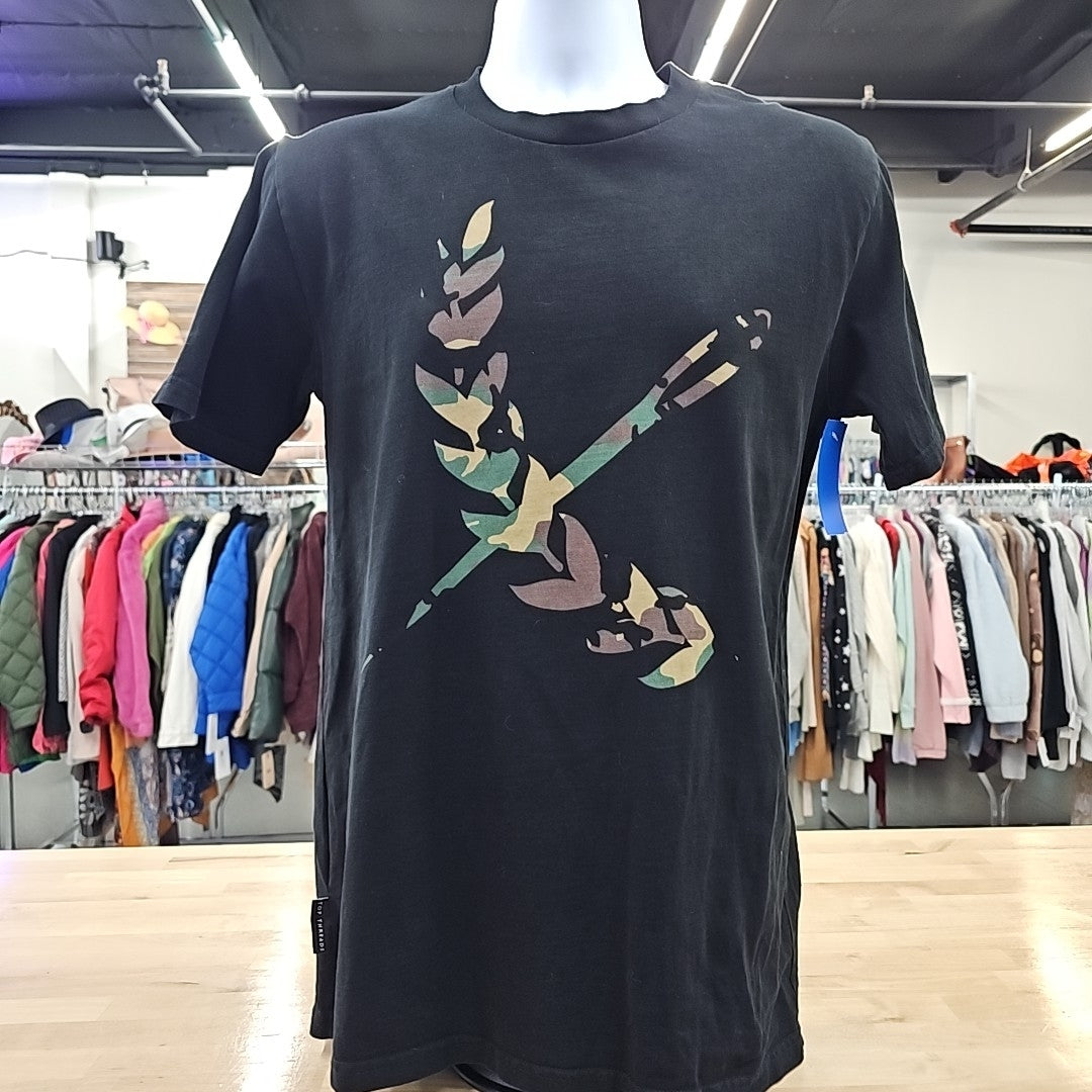 Top Threads Men's Size M Black MENS T-shirt