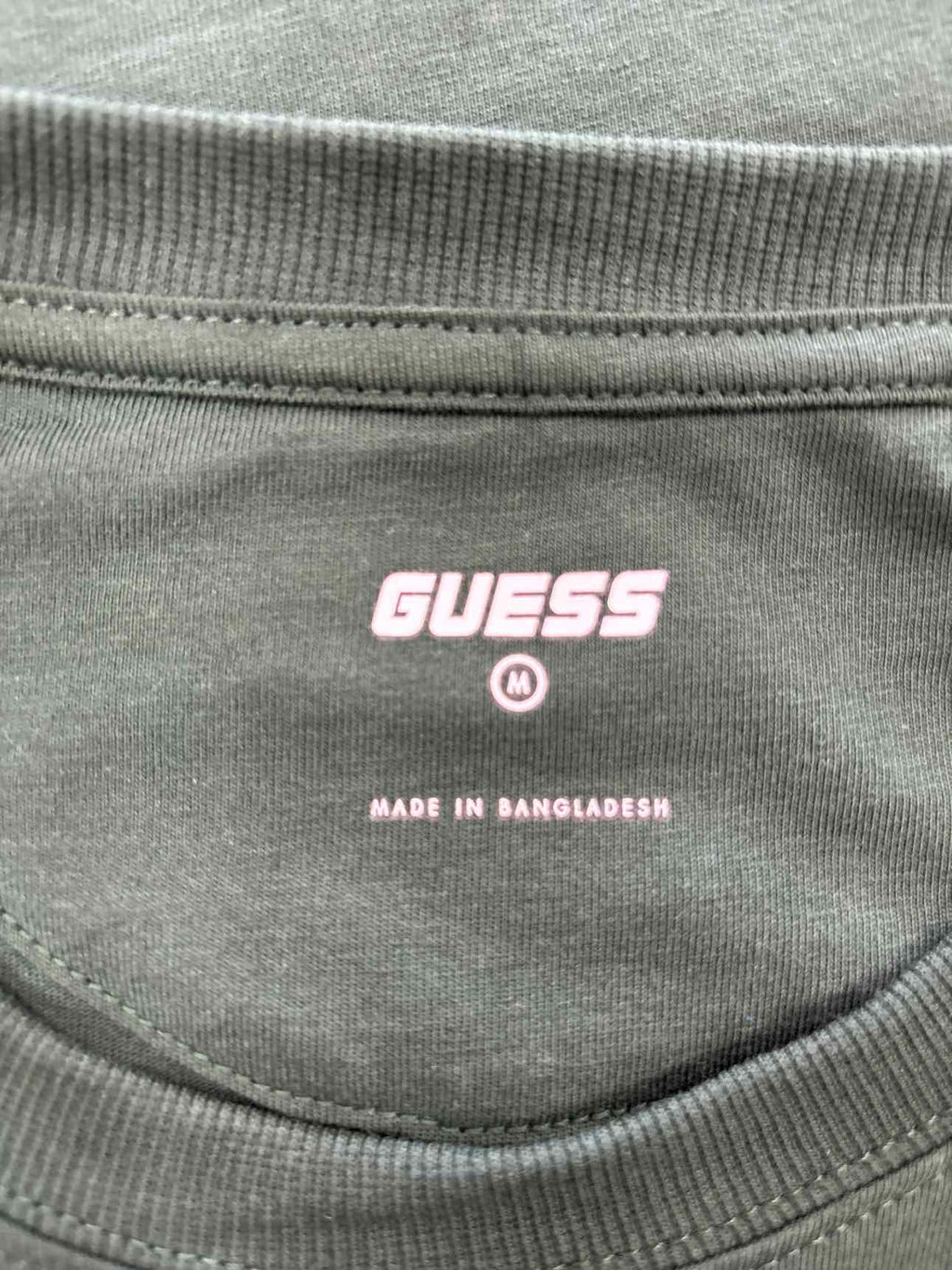 Guess Size M Green New MENS T-shirt