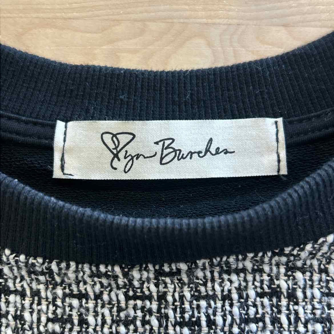 Syn Burches Size S Black Sweatshirt