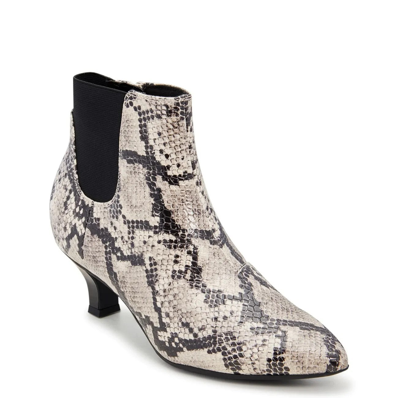 Clarks Size 8 Gray Snakeskin Boots