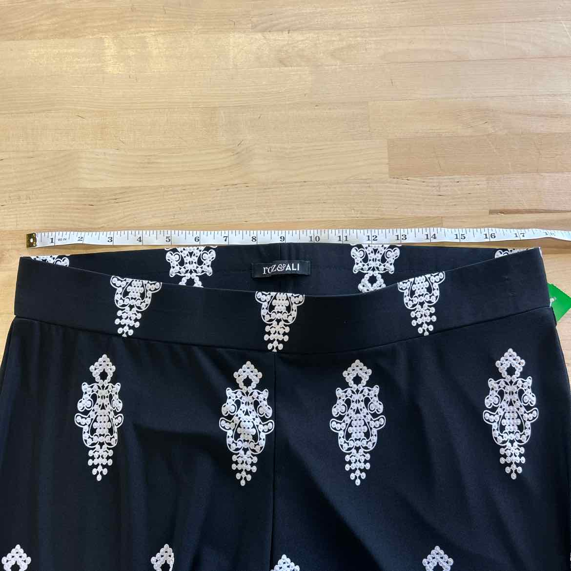 Roz & Ali Size 1X Black Preloved Lounge