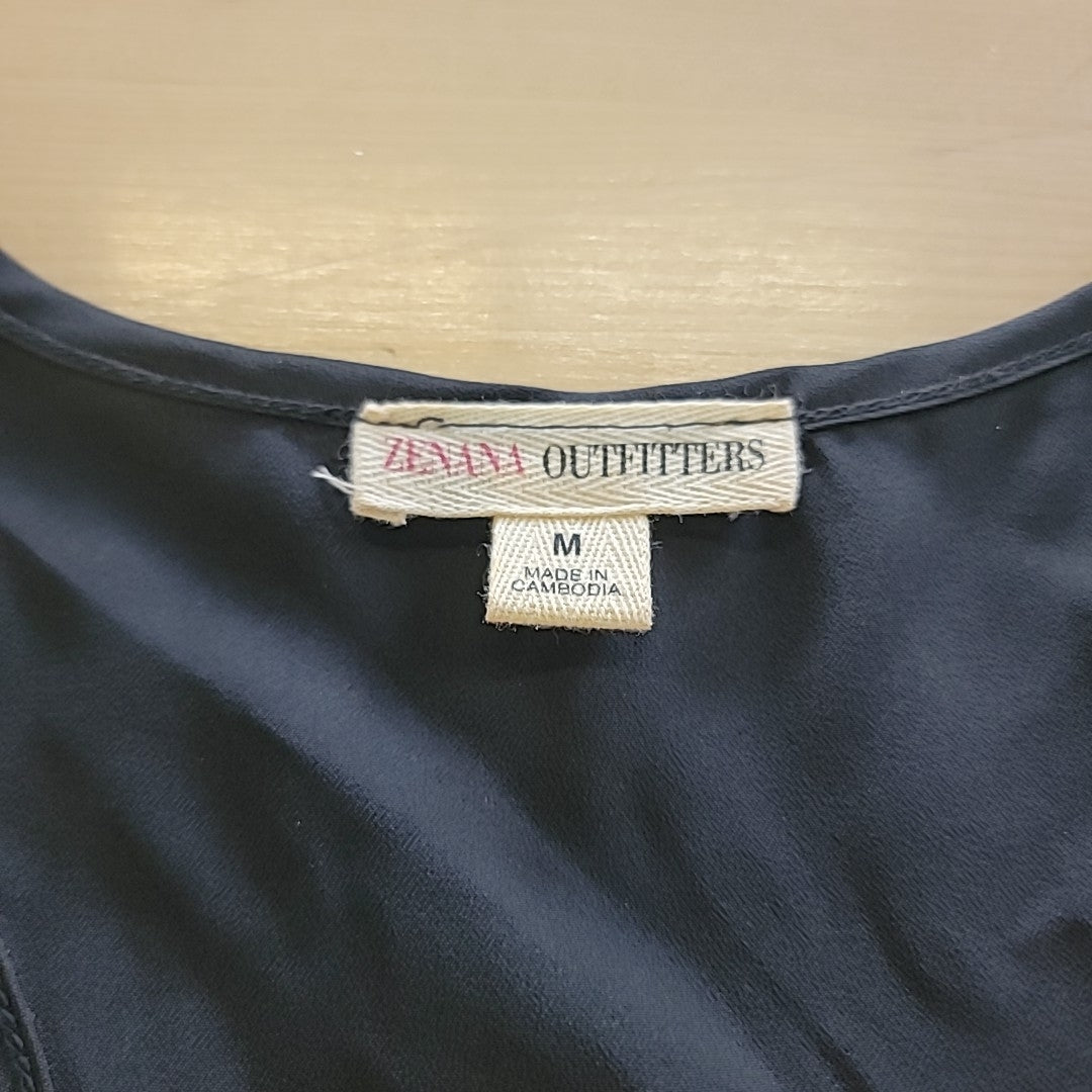 Zenana Size M Black Vest