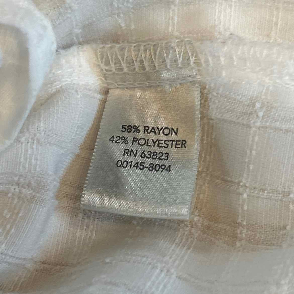 Christopher & Banks Size M White Ribbed Preloved Button Down LS