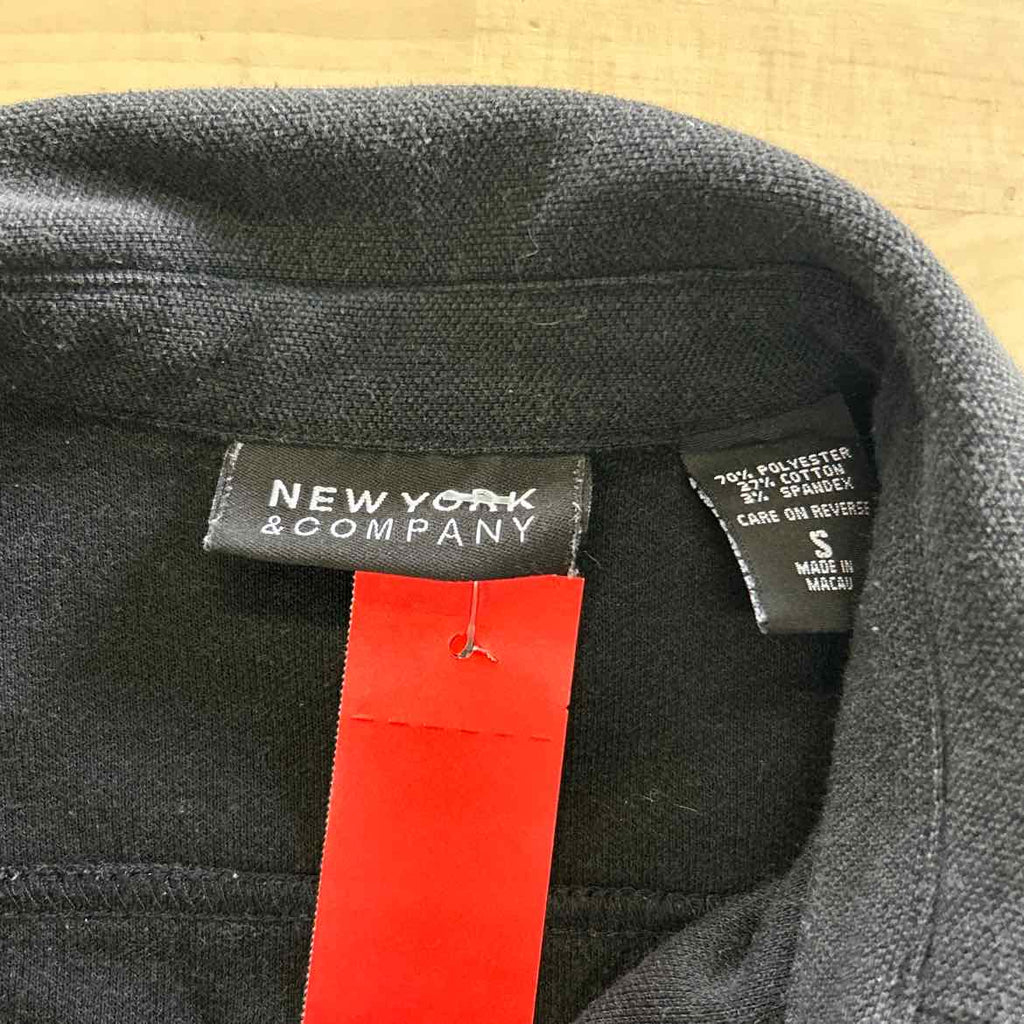 New York & Co. Size S Black Used Button Down Shirt