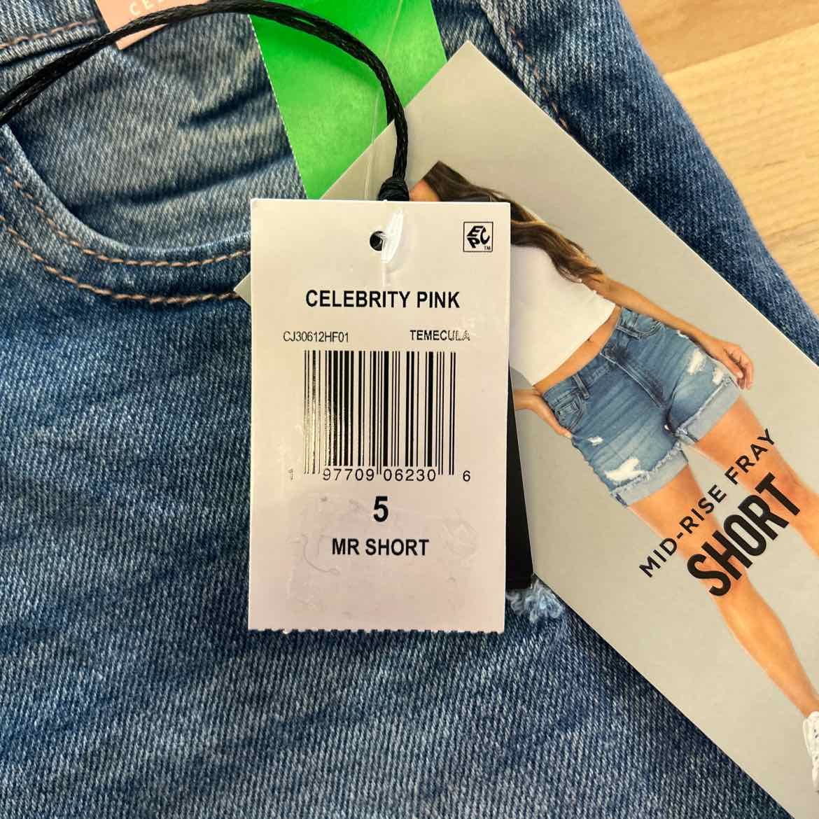 Celebrity Pink Juniors' Mid-Rise Fringe-Cuff Shorts - Temecula - 5