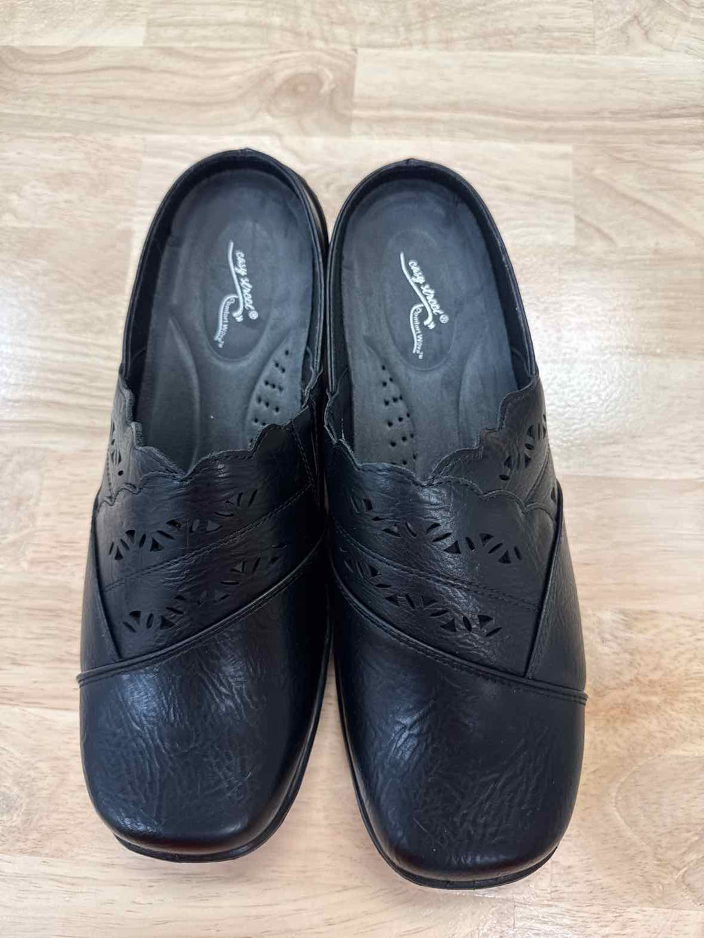 Easy Street Size 9.5 Black Forever Cut Out Mules NWT