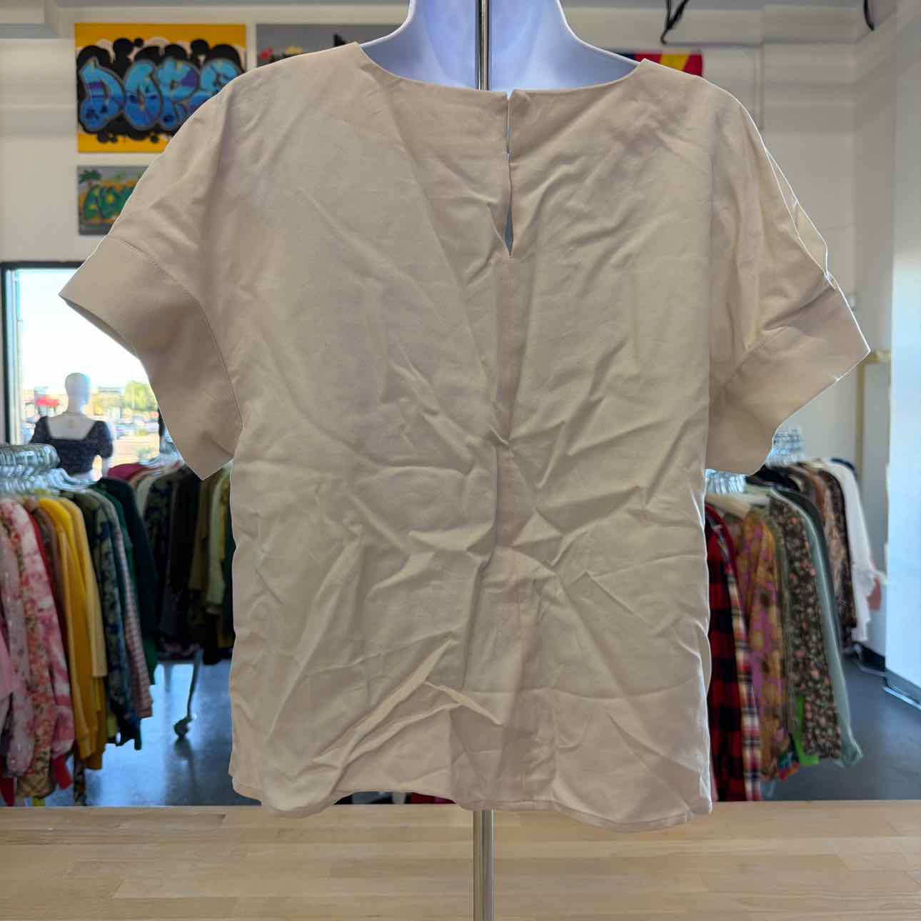 BR Size M Khaki Preloved Short Sleeve Blouse