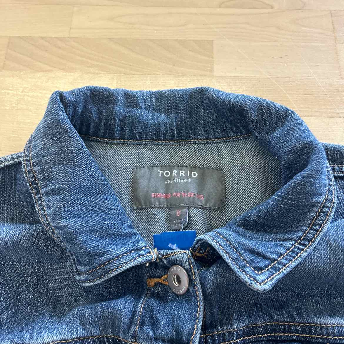 Torrid Size L Blue Denim Preloved Jacket