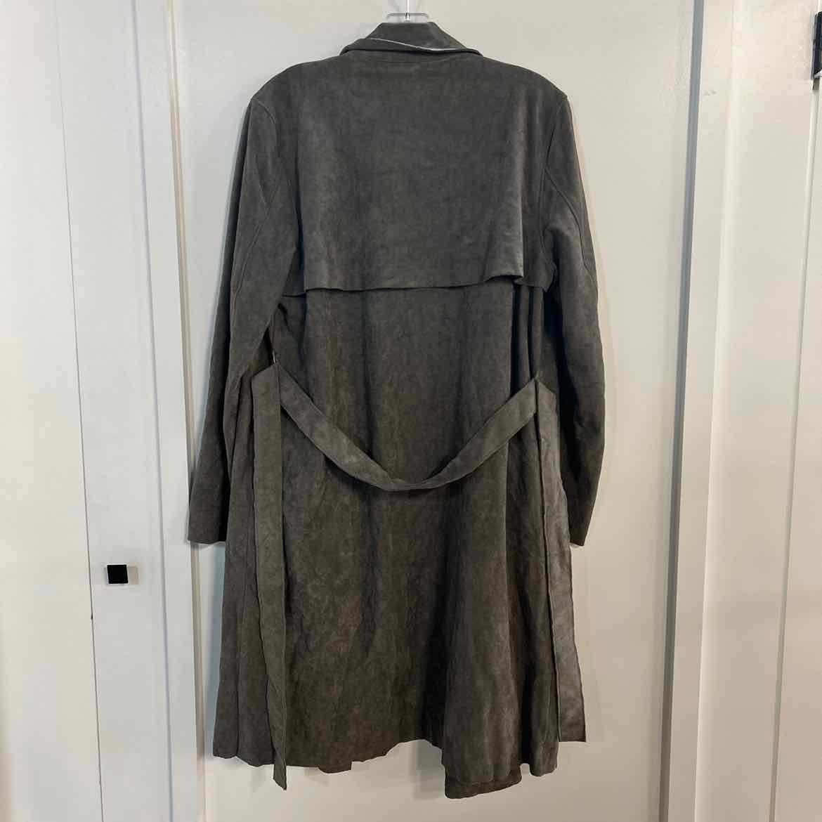 Blank NYC Size S Gray Suede Preloved Trenchcoat
