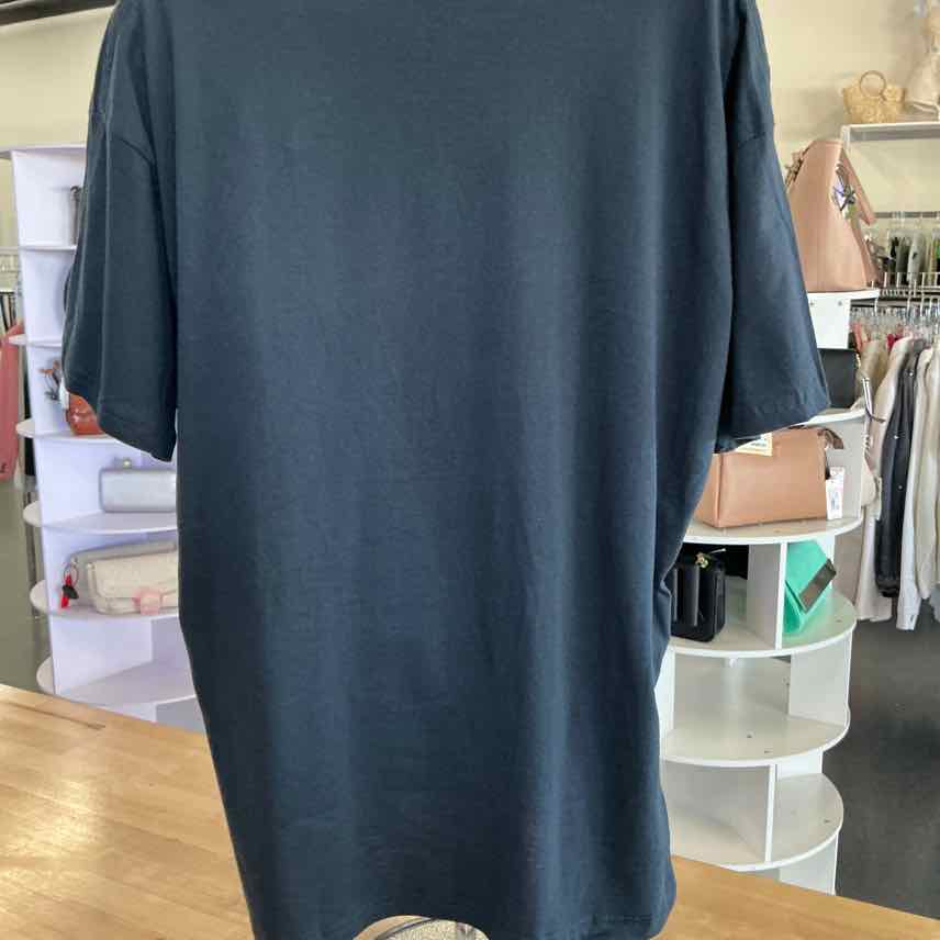 zuni Size 2XL Black Preloved T-Shirt SS