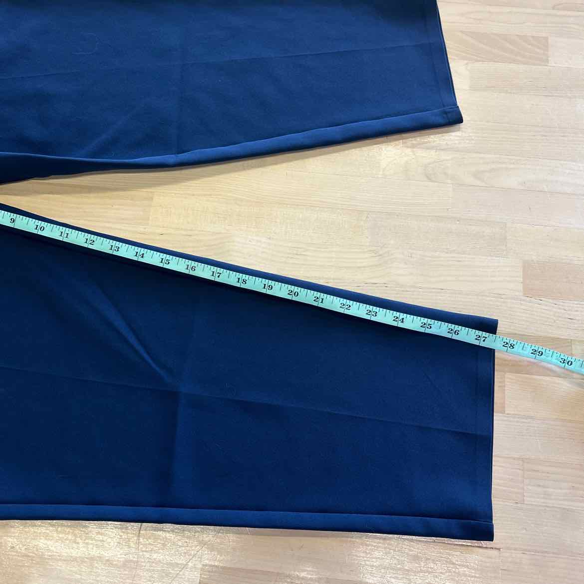 Athleta Size 16 Navy Preloved Pants