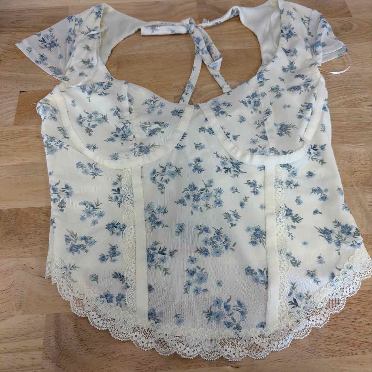 hippie rose Size S Corset Short-Sleeve Mesh Top - White Floral