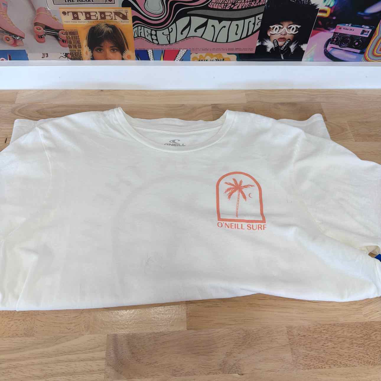 O'Neil Size M Byron Palms Cotton Crewneck T-Shirt