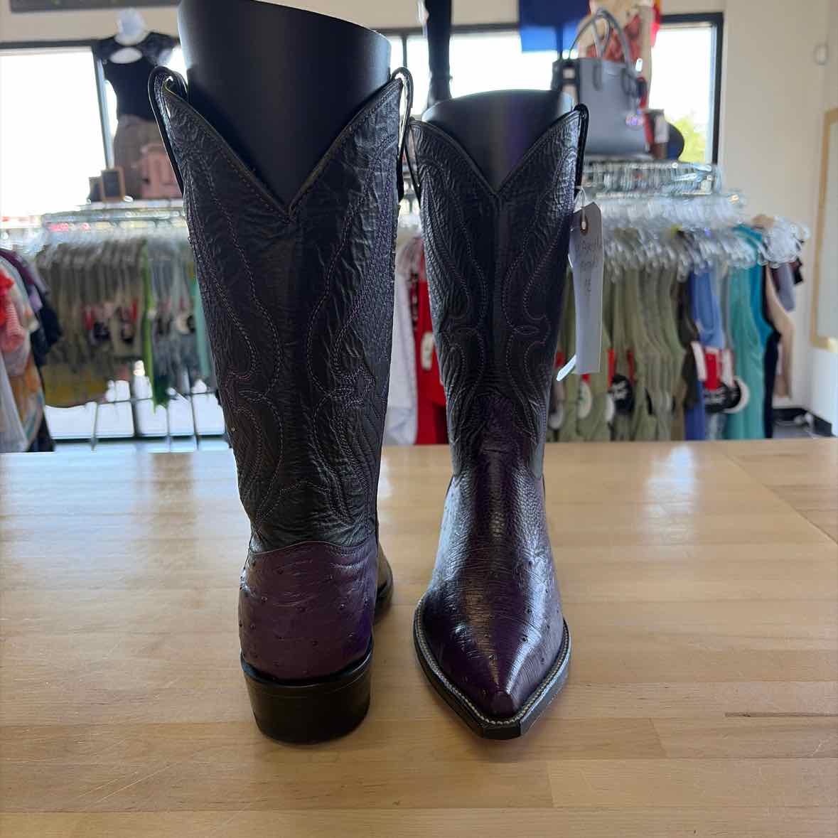 P. Avestkuz Size 9 Purple MENS Boots