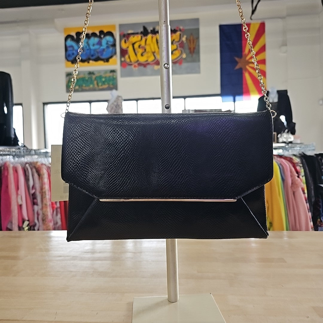 On 34th Jaqqy Small Crossbody Bag Black