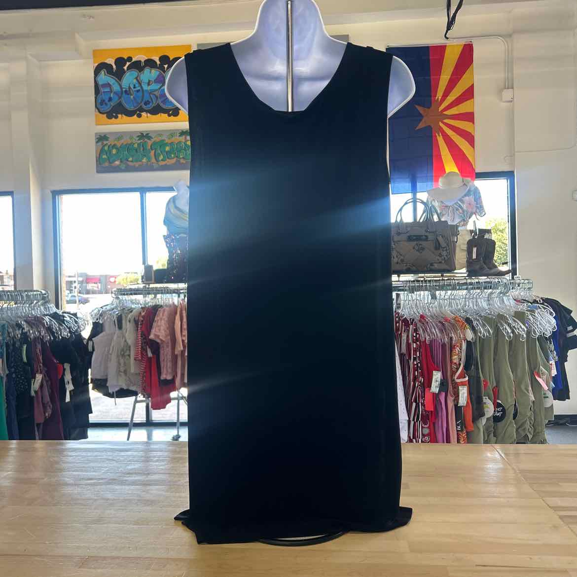 Chico's Size 1 Black Preloved Sleeveless