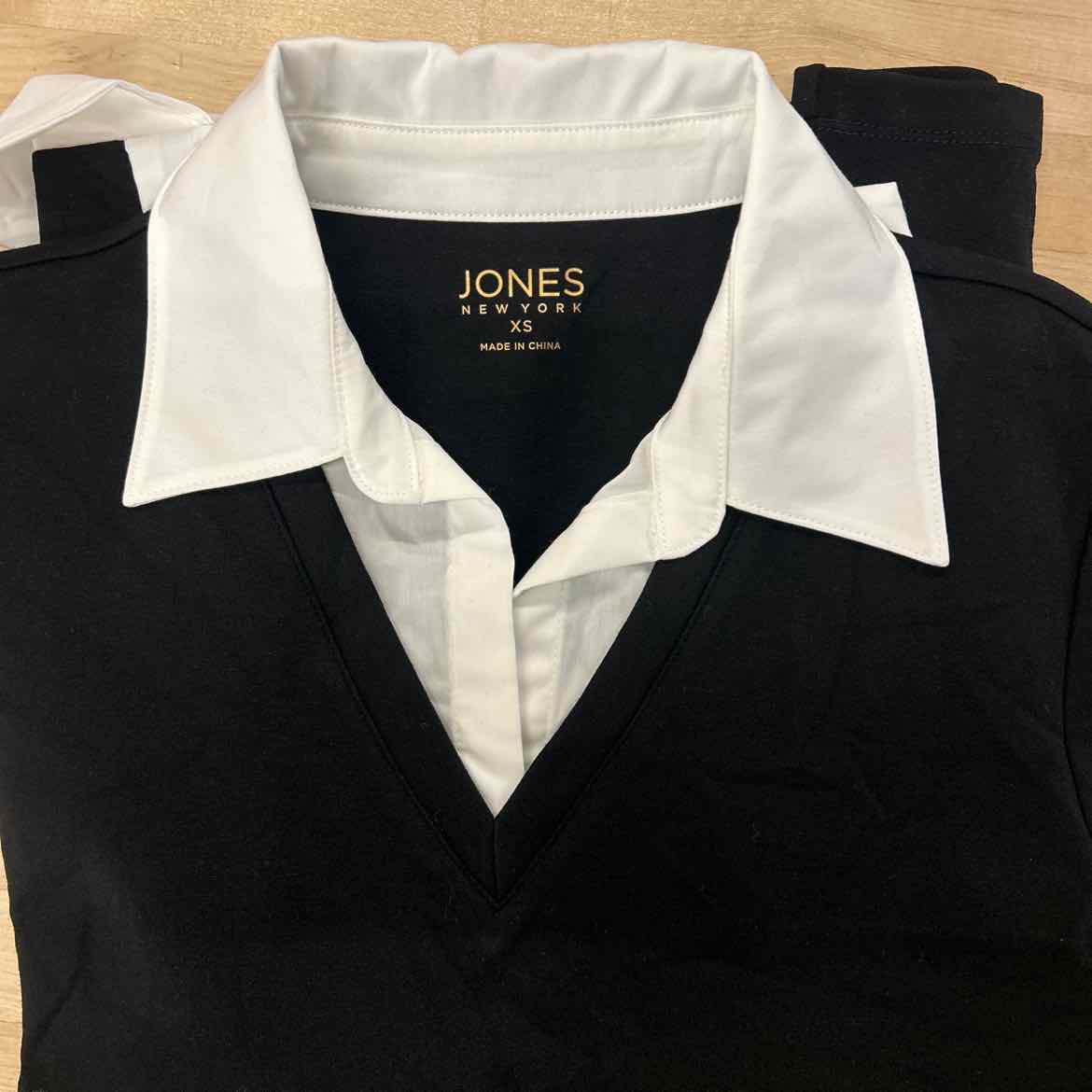 Jones New York Size XS Black New Longsleeve