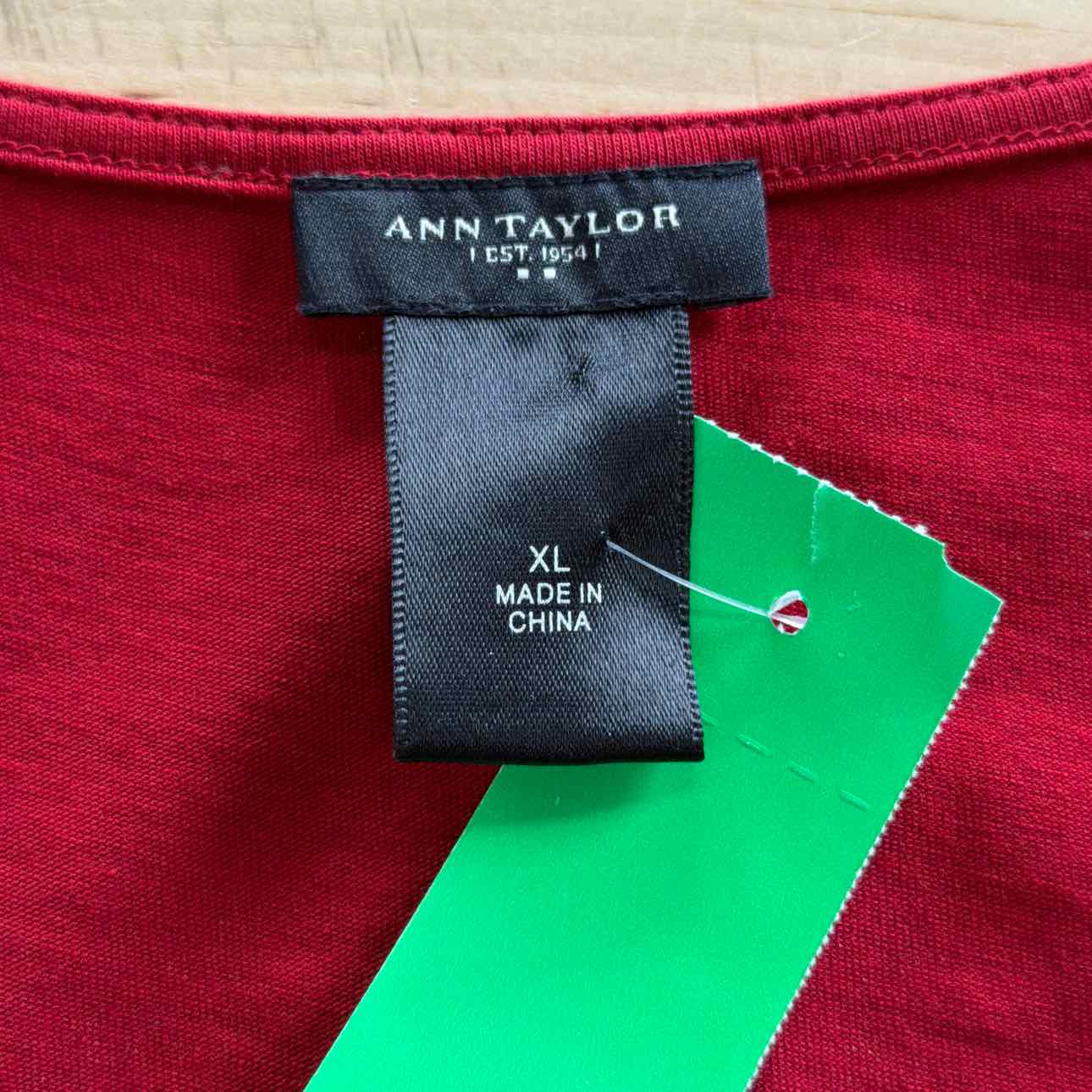 Ann Taylor Size XL Red Preloved Tank