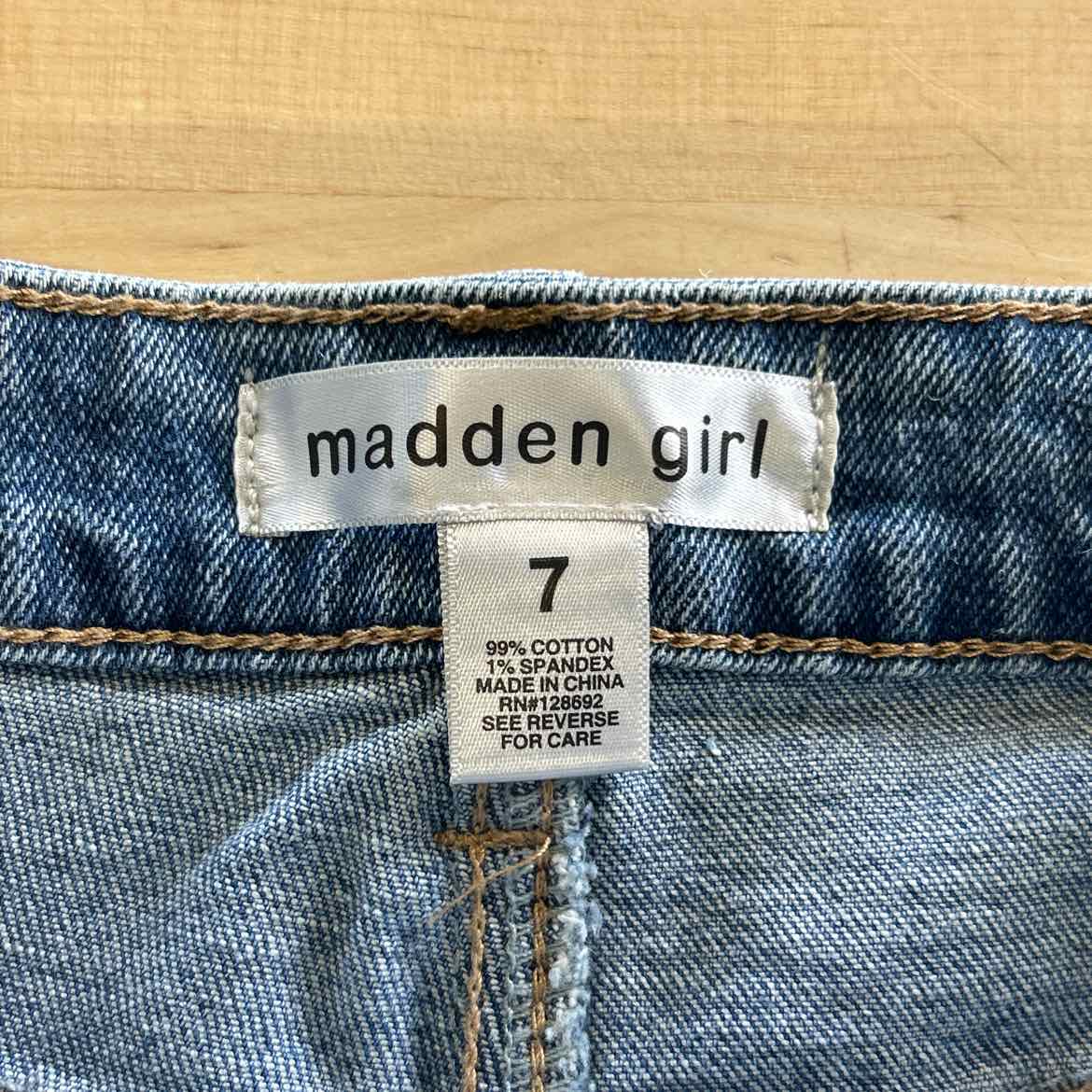 Madden Girl Juniors' Super High Rise Distressed 90s Wide Leg Jeans - Light Wash