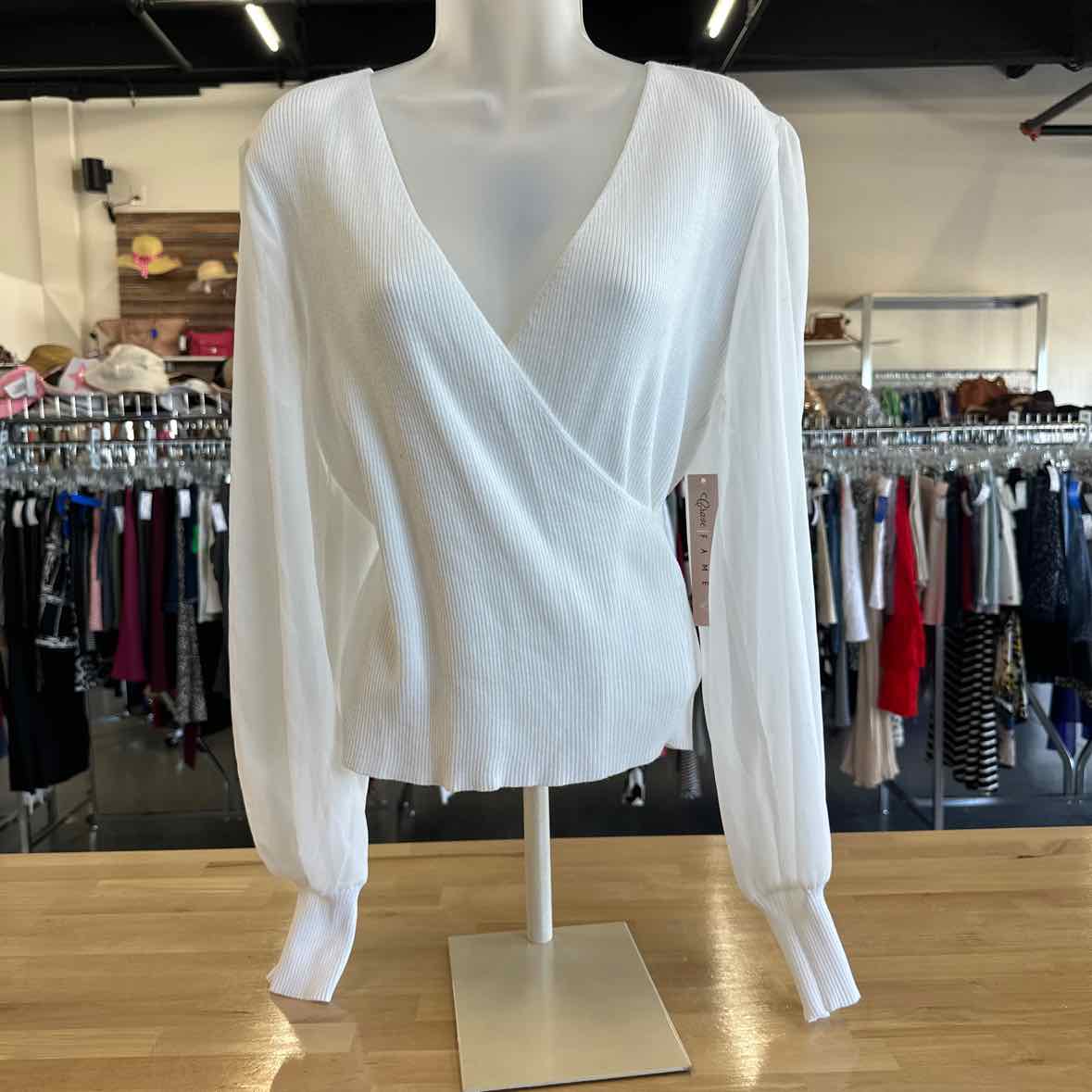 Fame Size XL White New Long Sleeve