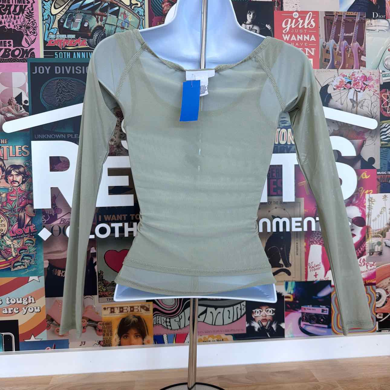 Just Polly Size XS Mesh Two-Fer Long-Sleeve