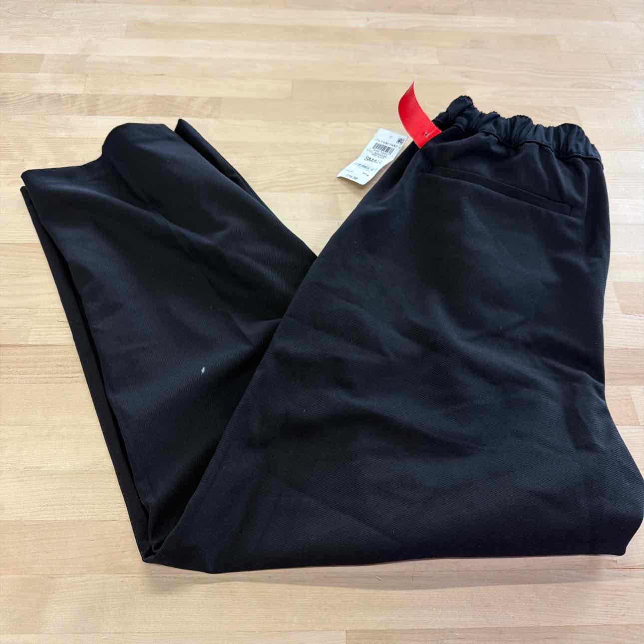 Mode of One Men's Relaxed-Fit Trousers - Deep Black