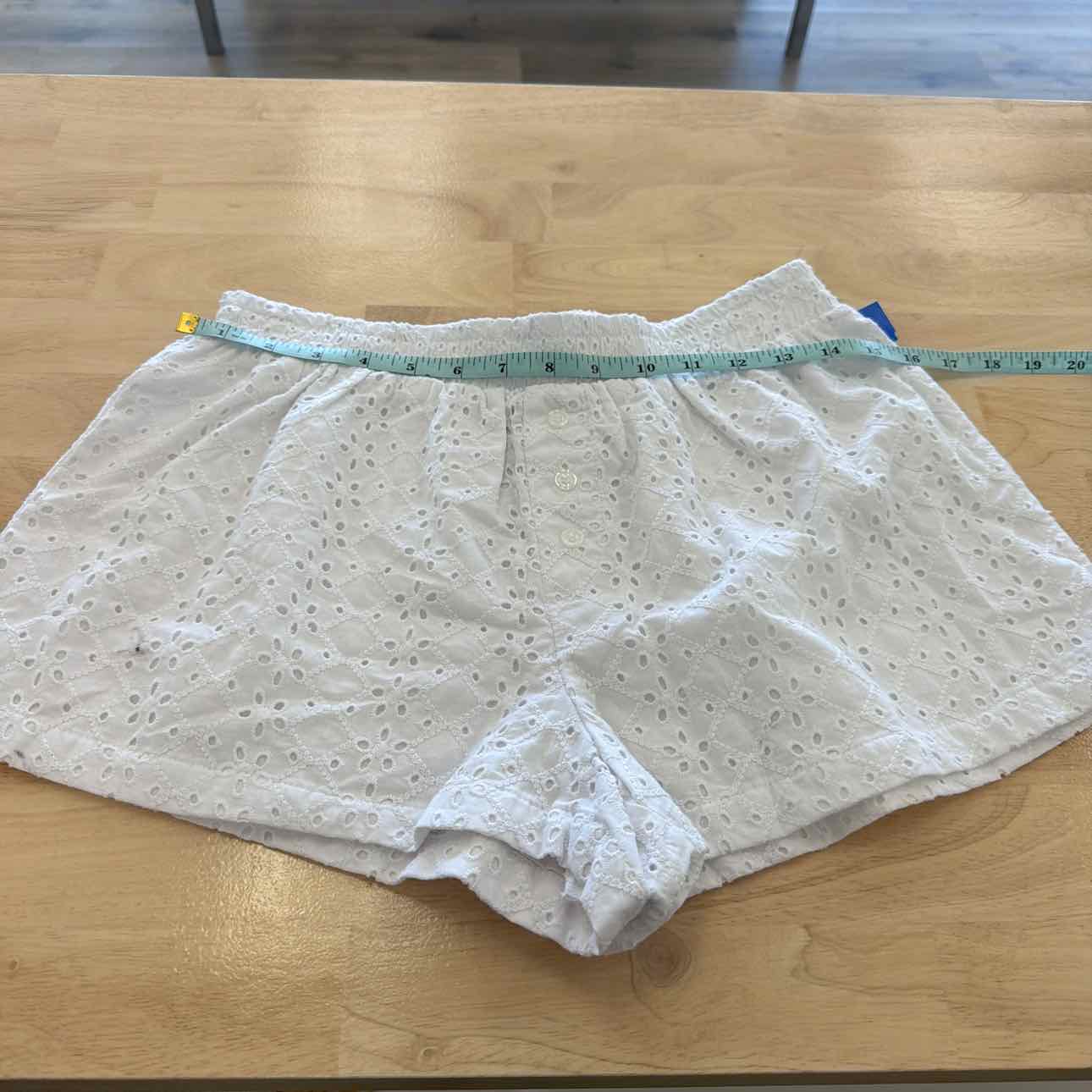 Planet Heart Women Size L White New Shorts