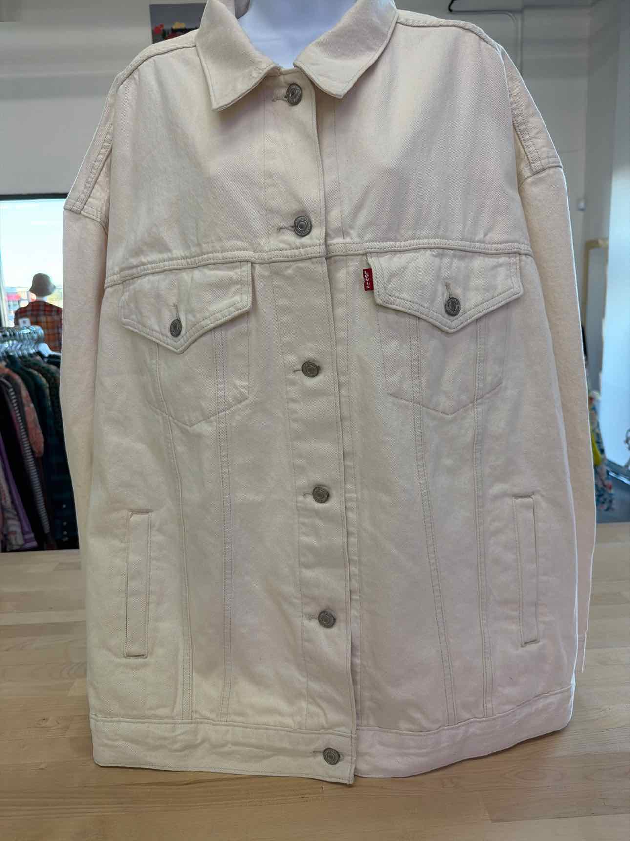 Levi's Size 2X White Jacket
