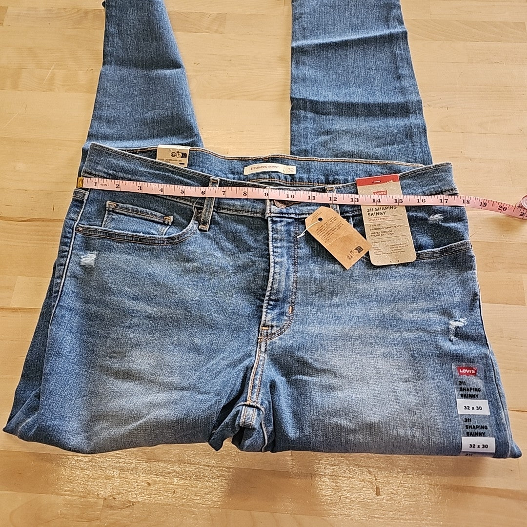 Women's Levi'sÂ® 311â„¢ Shaping Skinny Jeans