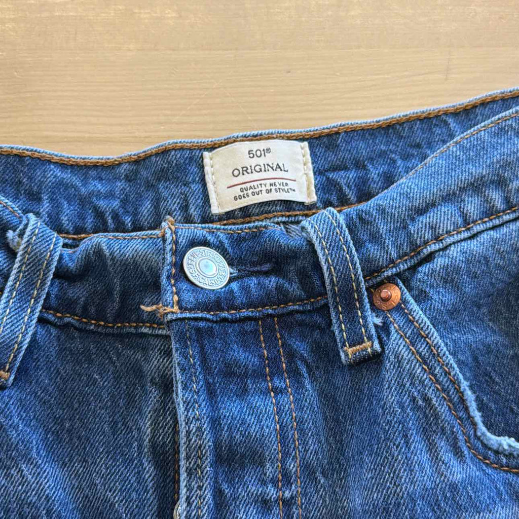 Levi's Size 30x28 Blue Denim Preloved Jeans