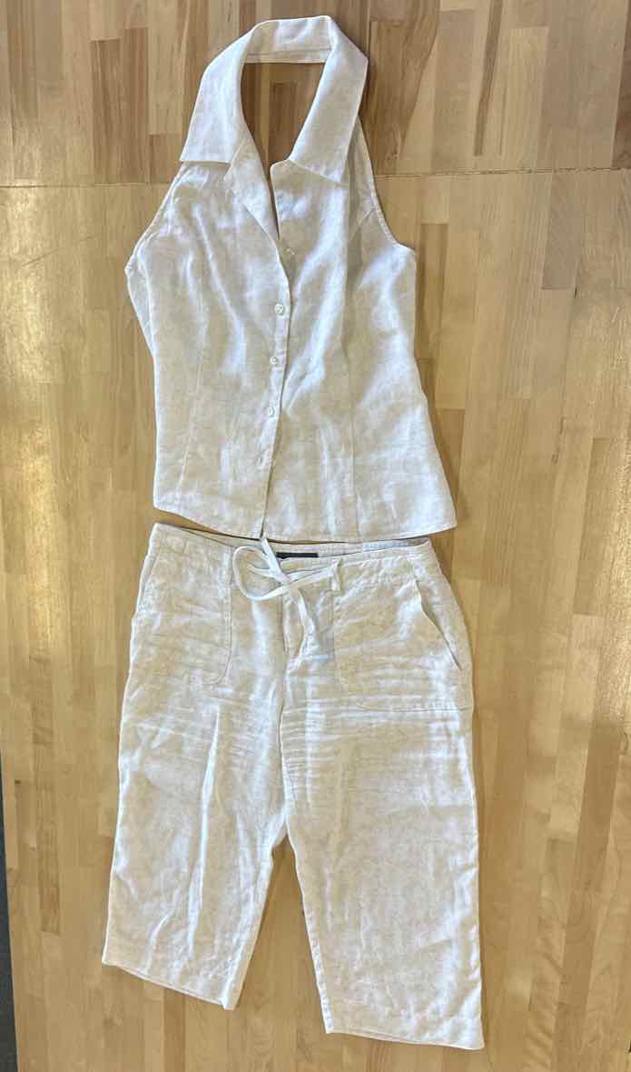 Liz Claiborne Size 8P White 2 pc sets