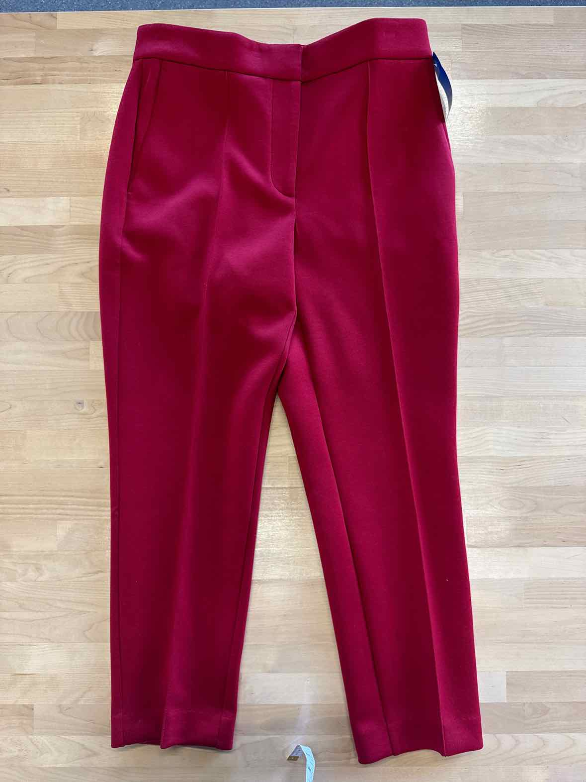 Ann Taylor Size 6P Red Pants