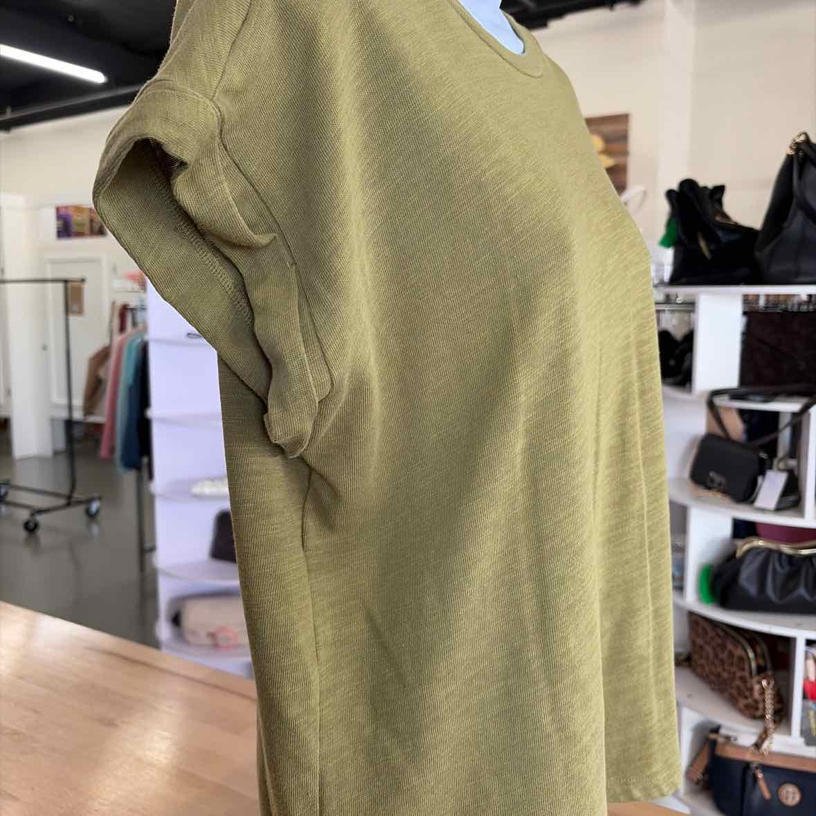 Loft Size XS Green Cotton Polyester Preloved T-Shirt SS