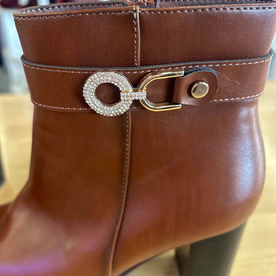 MarinaSeval Size 7.5 (38) Brown Leather Preloved Bootie