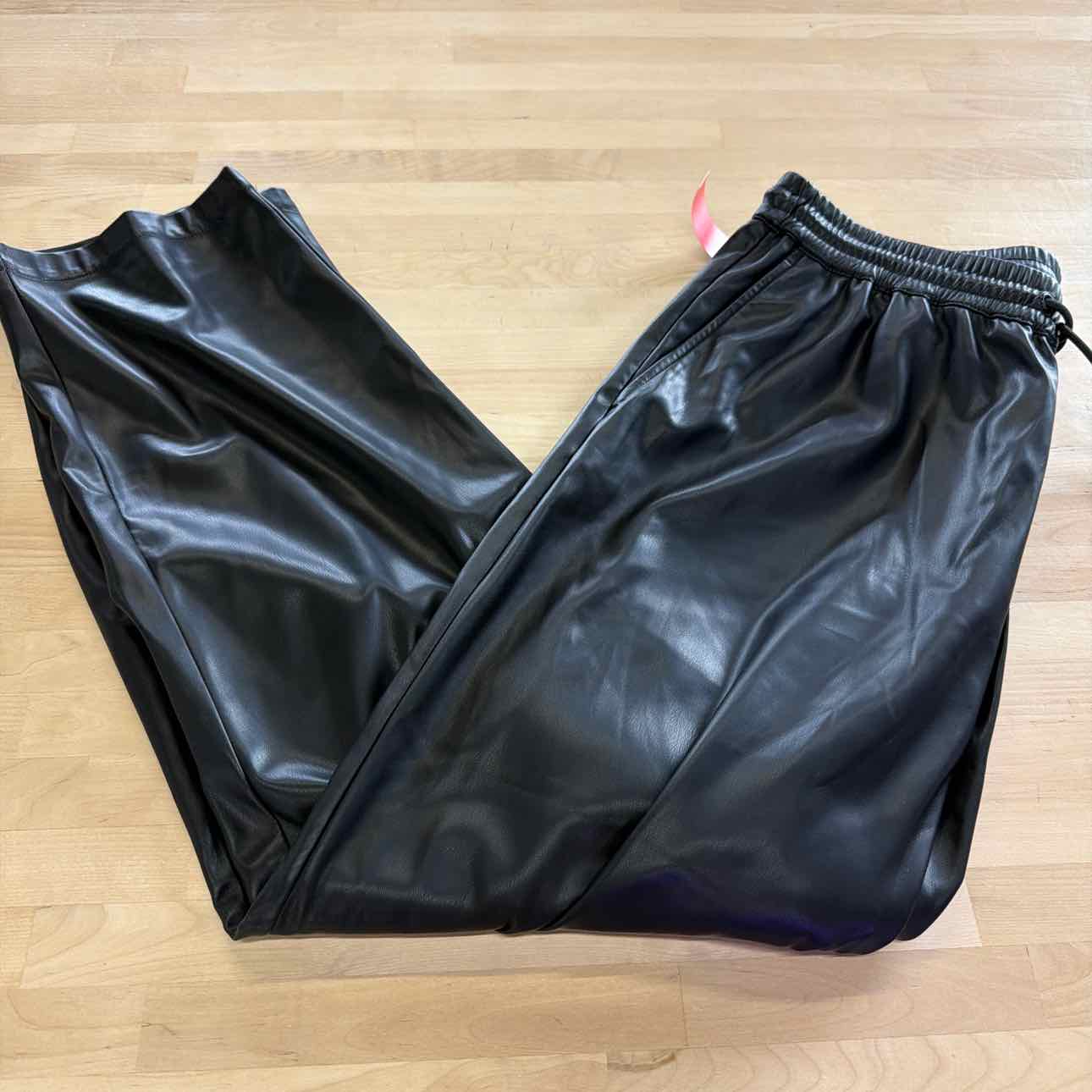Mode of One Men's Relaxed-Fit Faux-Leather Pull-on Pants - Deep Black