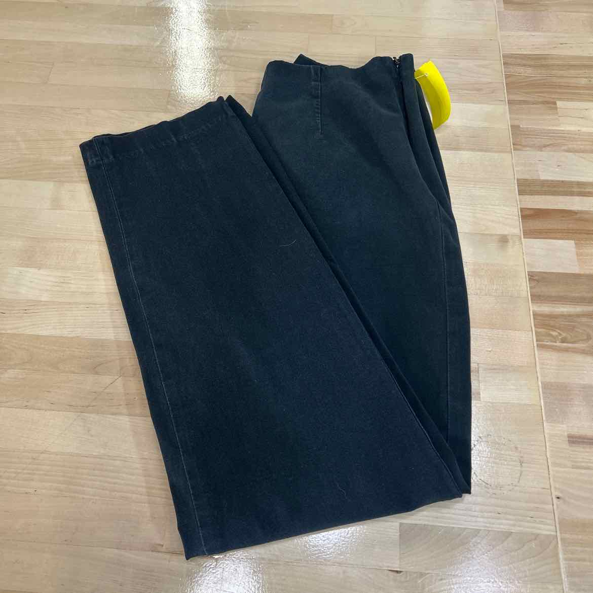 Eddie Bauer Size 8 Black Preloved Pants