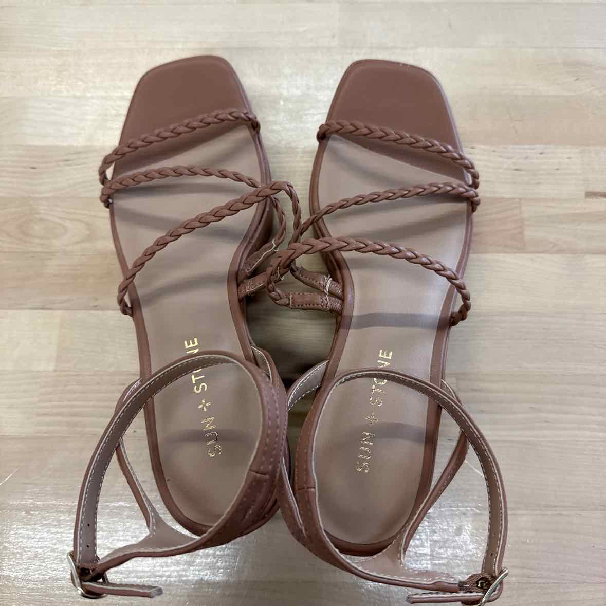 Sun + Stone Size 10 Tan Braided Strap Wedges