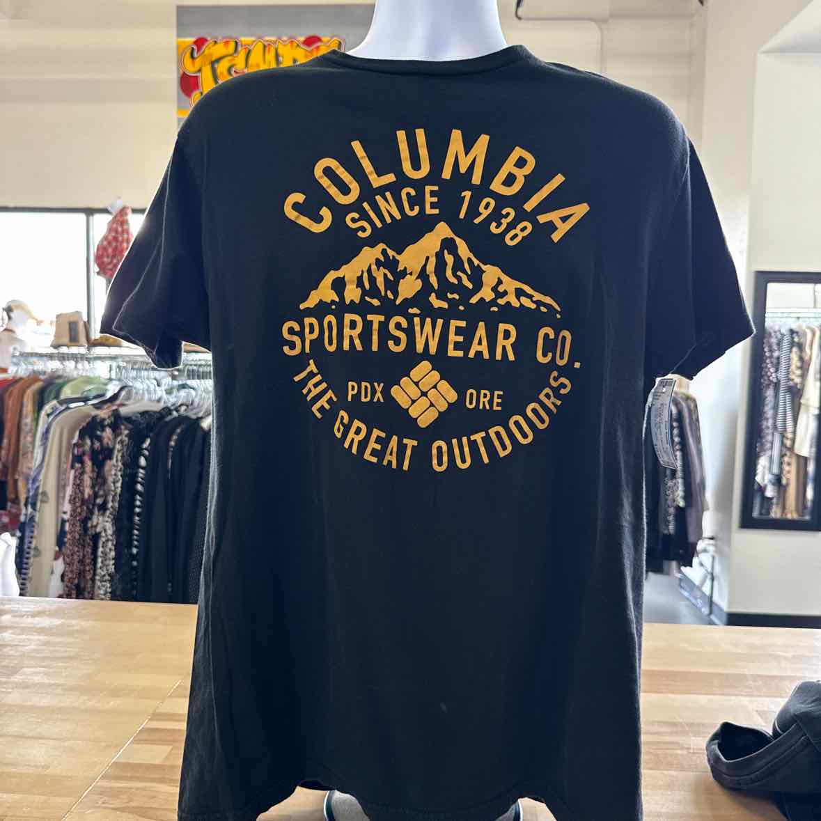 Columbia Men's Size L Black MENS T-shirt