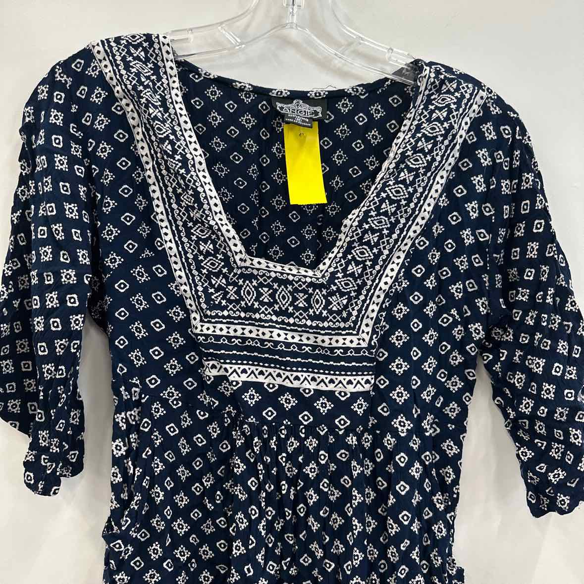 Angie Size M Blue & White Blouse