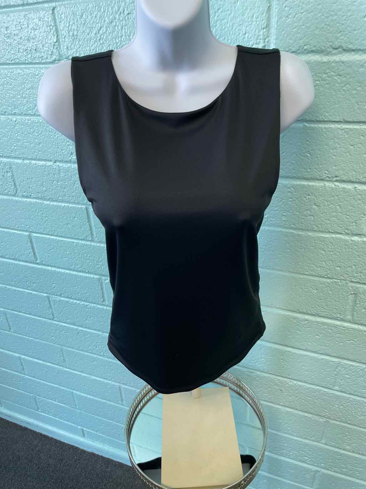 Loft Size M Black Tank