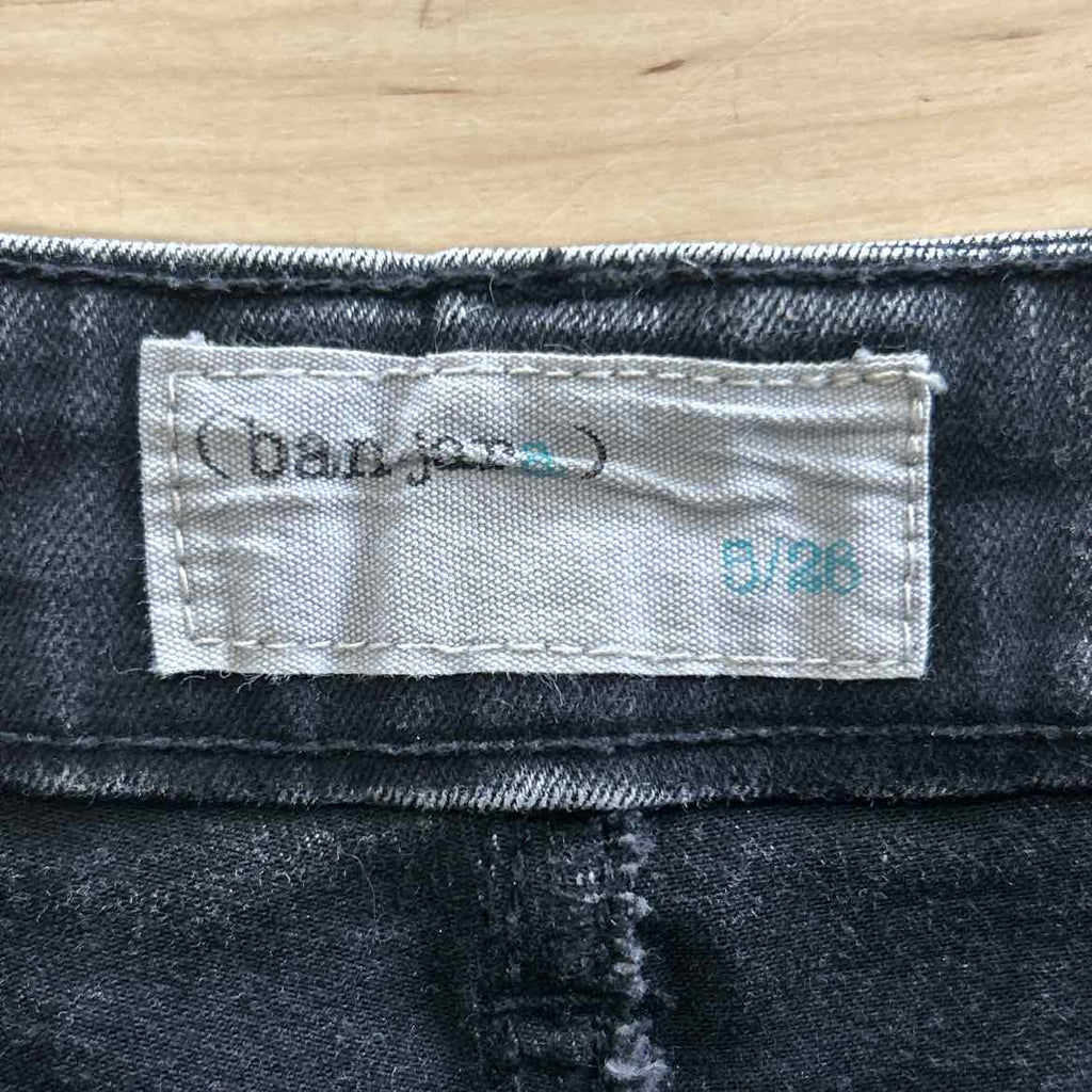 Ban.jara Women Size 5 Gray Denim Preloved Shorts