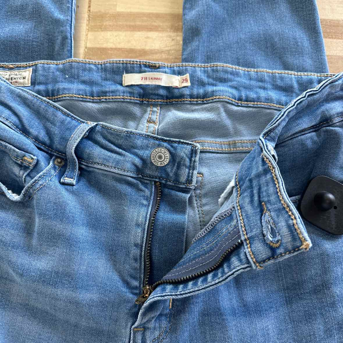 Levi Size 29 Blue Jeans