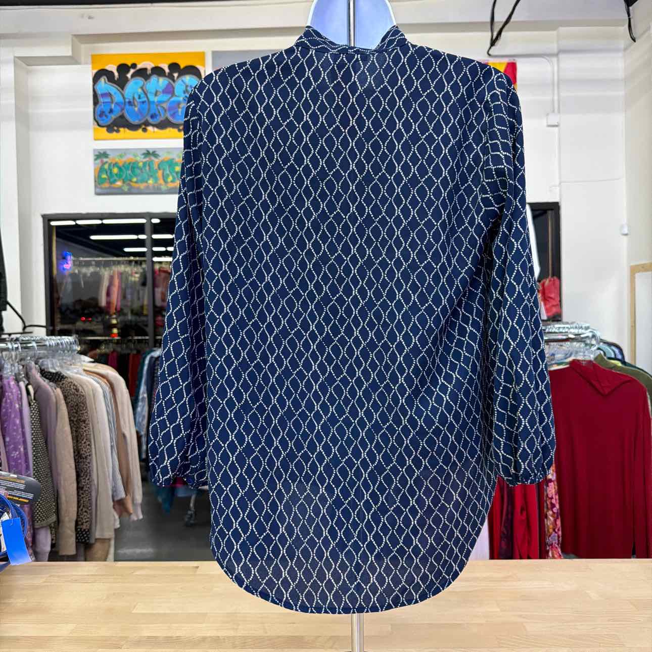 lily white Size S Blue Used Blouse
