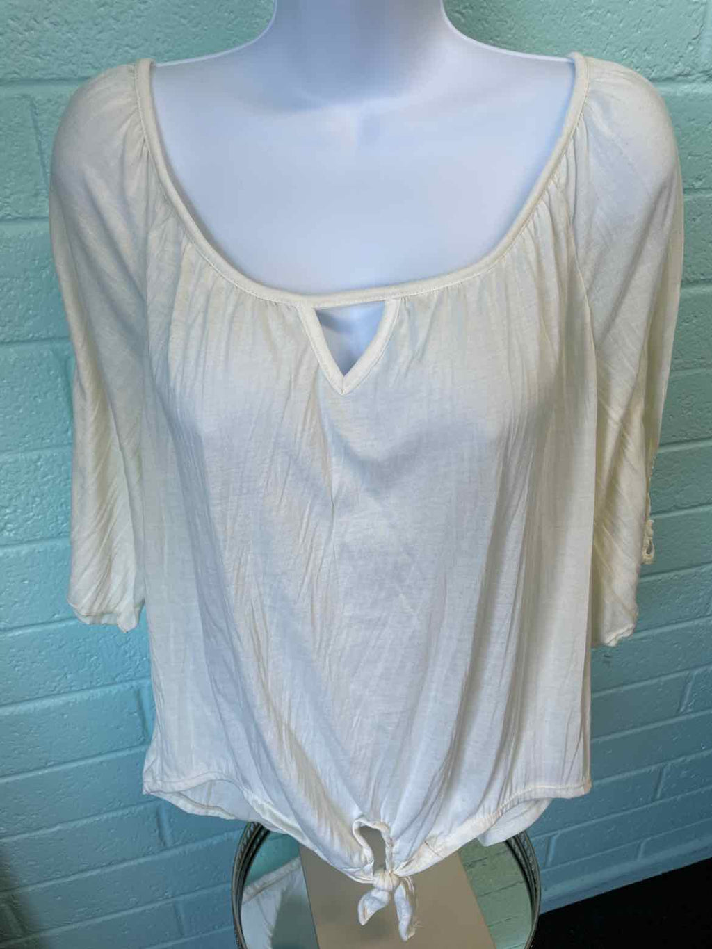 inspire Size L Beige Shirt