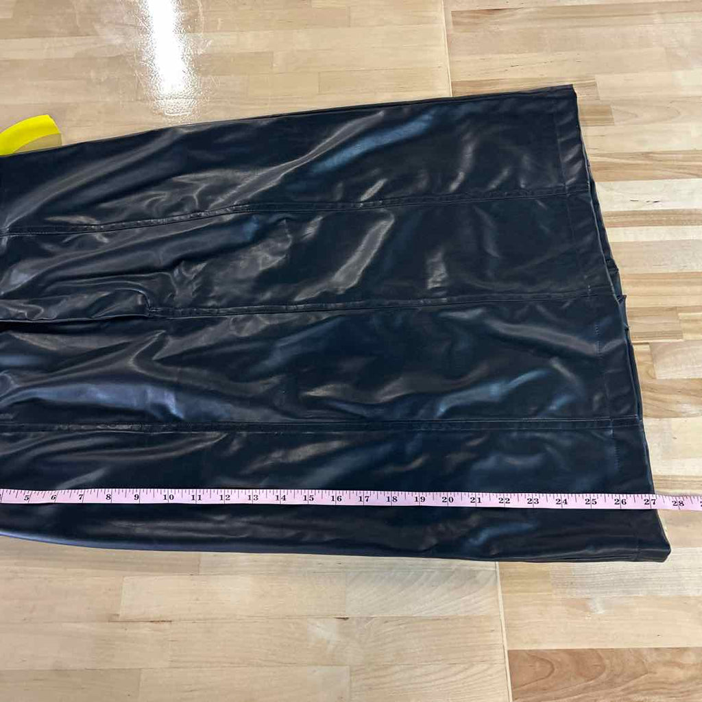 NSR Size XL Black Leather Preloved Skirt