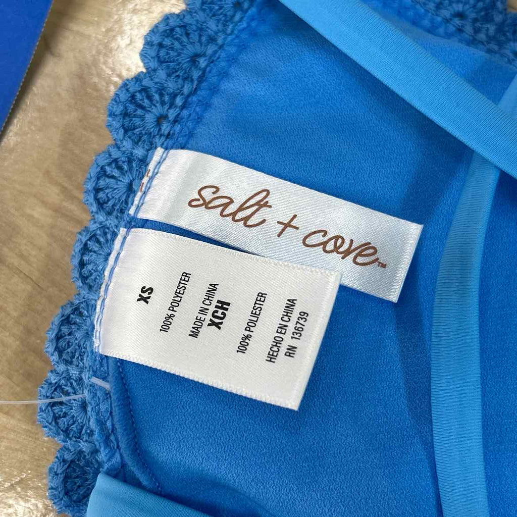 Salt + Cove Size XS Crochet Halter Triangle Bikini