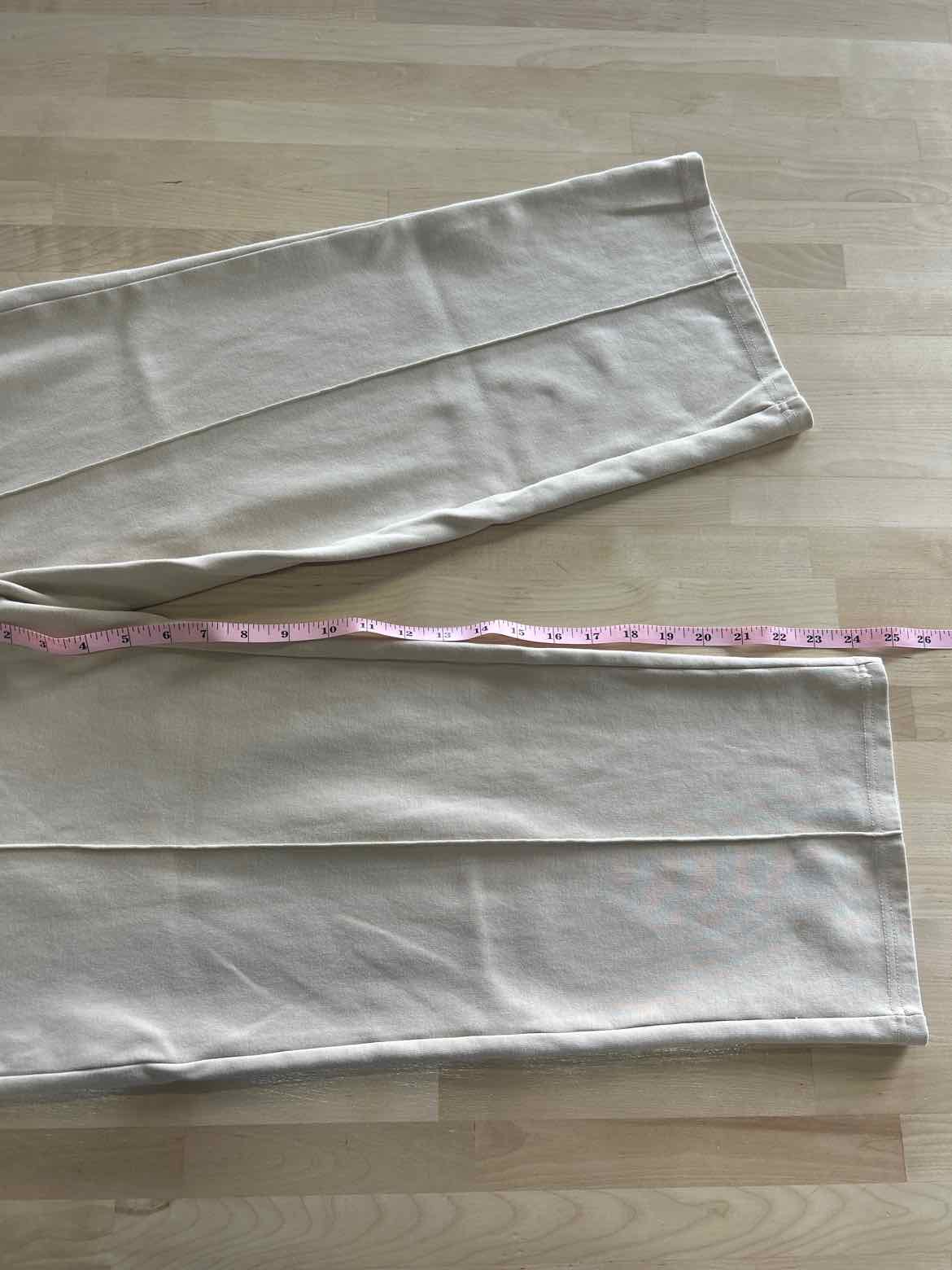 Sarasica Size S Tan Sweatpants