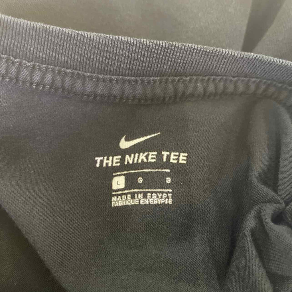 Nike Size L Black Preloved T-Shirt SS