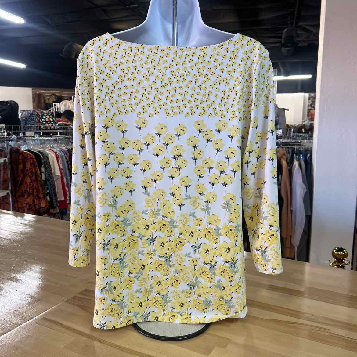 Charter Club Size M Yellow Preloved Blouse LS