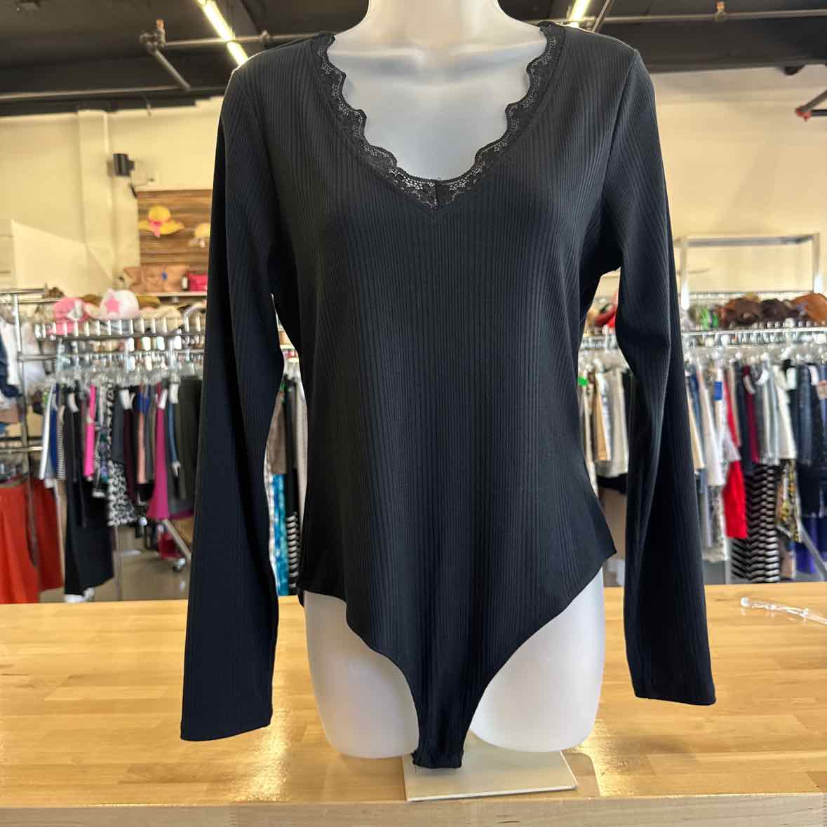 Self E Size XL Black New Bodysuit
